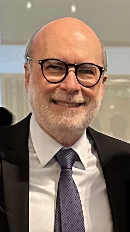 Dr. Flavio Steinwurz